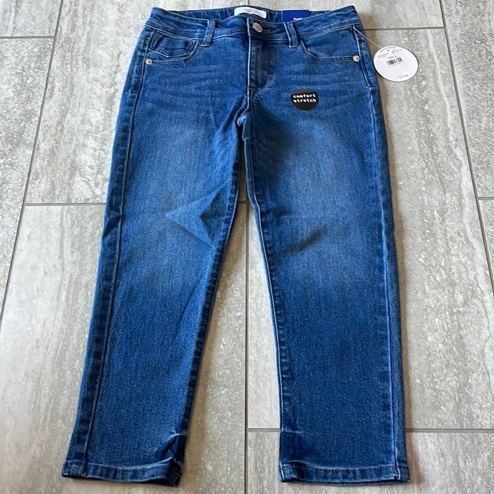ponytails denim in comfort fit, 5 pockets size 8.Adjust to fit